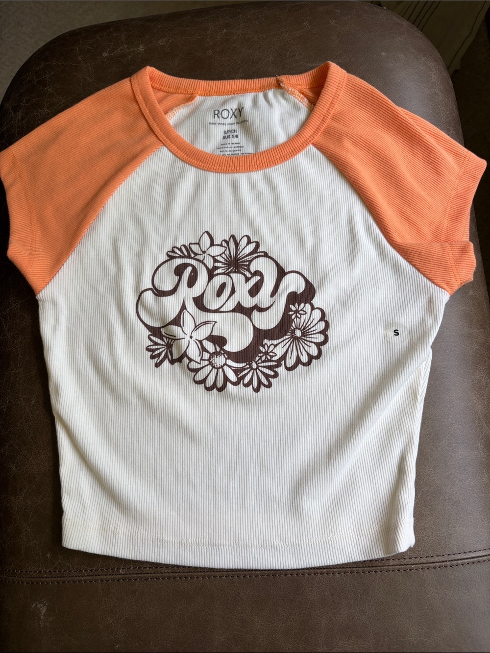 Roxy Orange & White Floral Logo Crop Raglan baby tee - JUNIORS Size Small NWOT